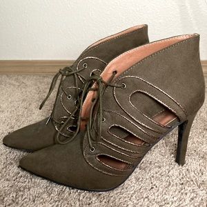 Women’s heels